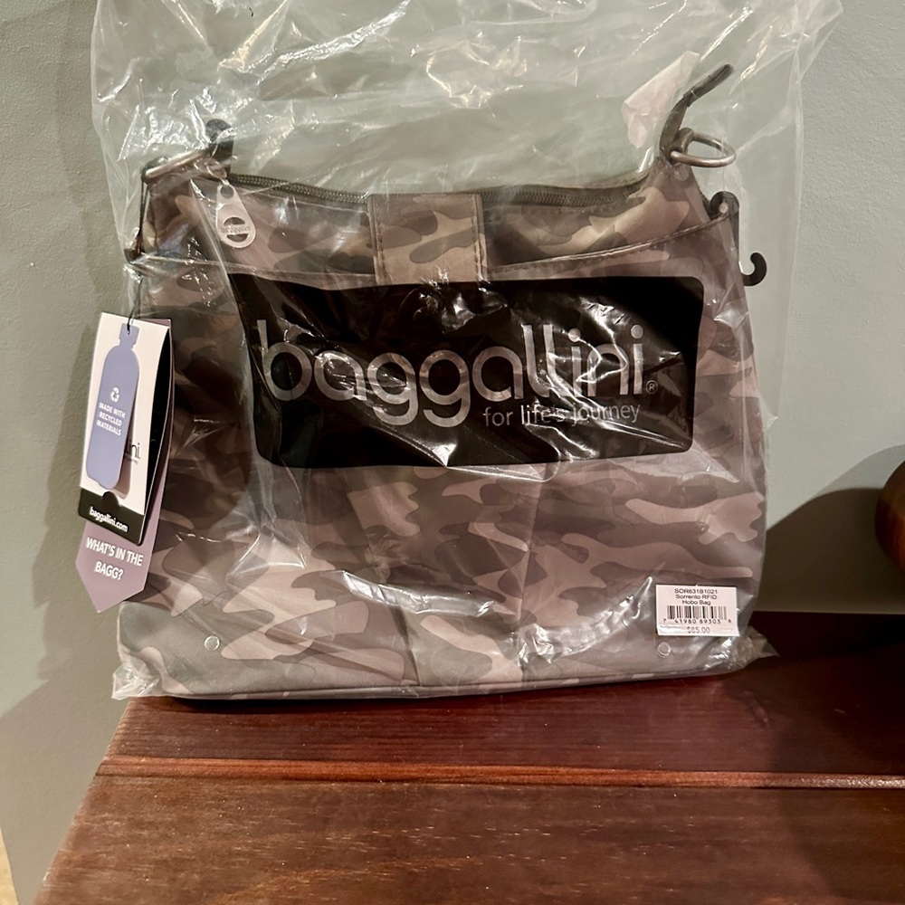 Baggallini Camouflage RFID Shoulder Bag